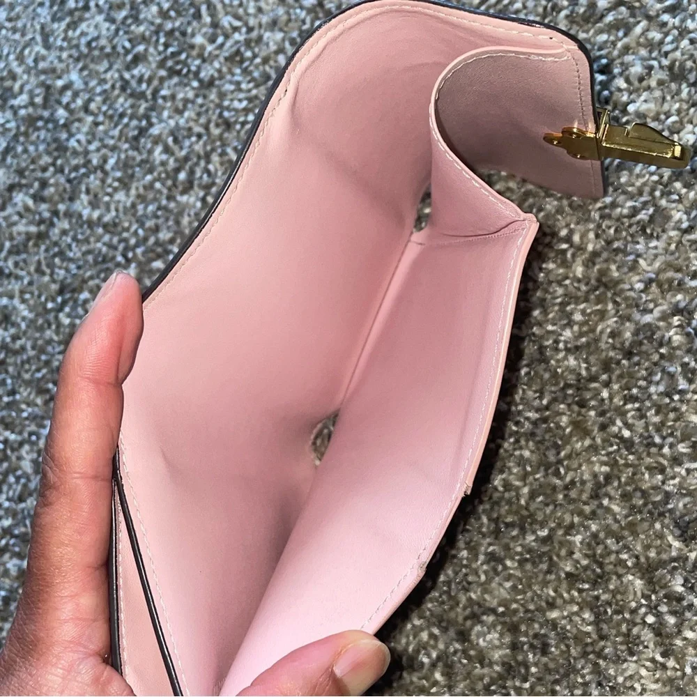 Preowned Louis Vuitton Portefeuille Cherrywood Monogram Vernis trifold Wallet - Picture 7 of 8